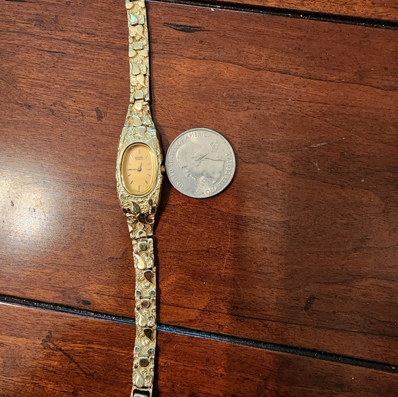 Vintage beautiful Seiko women's watch 14k solid gold! - Picture 4 of 7